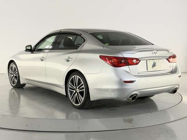SKYLINE HYBRID 4WD