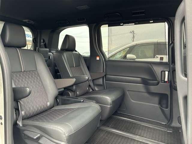 NOAH HYBRID 4WD