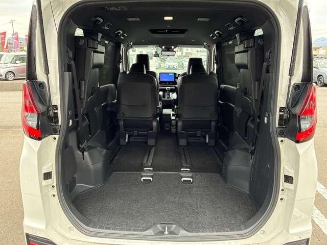 NOAH HYBRID 4WD