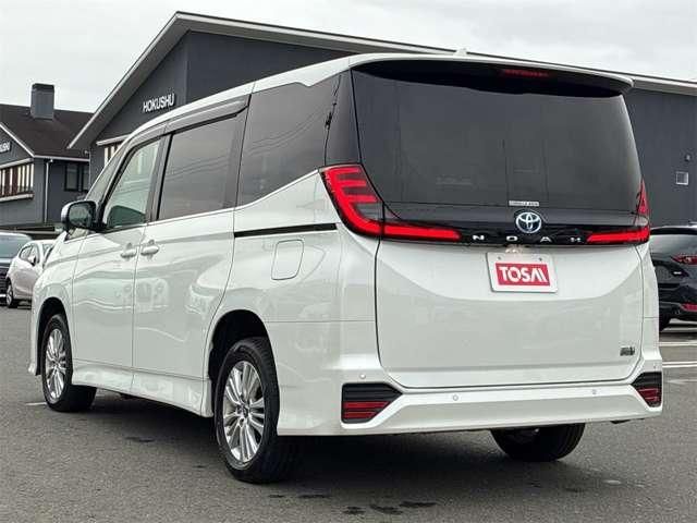 NOAH HYBRID 4WD