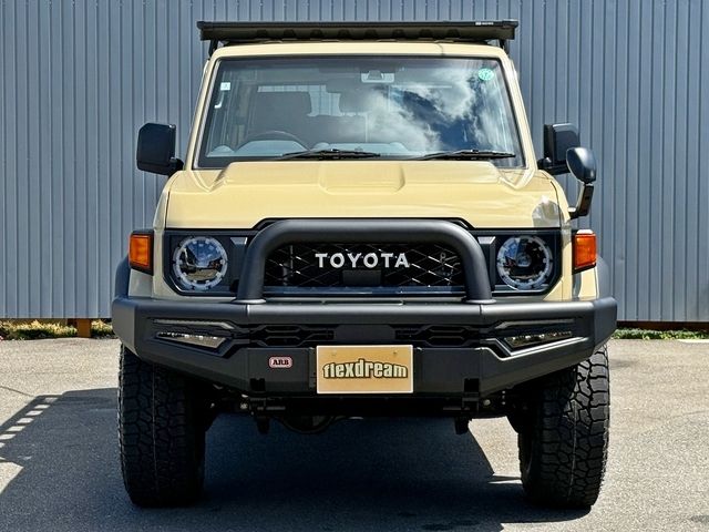 LANDCRUISER 70