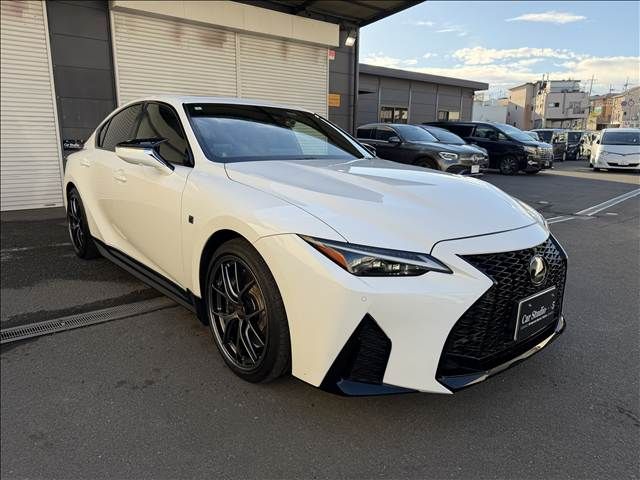 LEXUS IS500