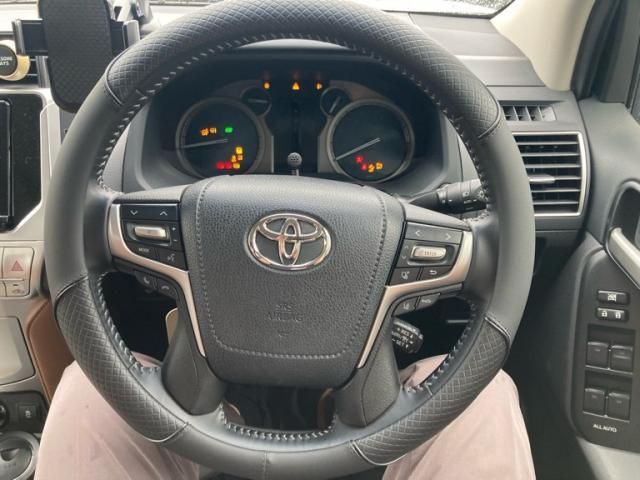 LANDCRUISER PRADO