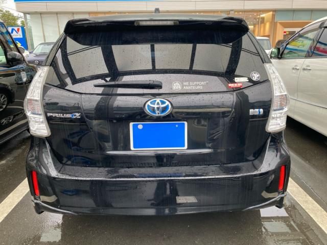 PRIUS Alpha