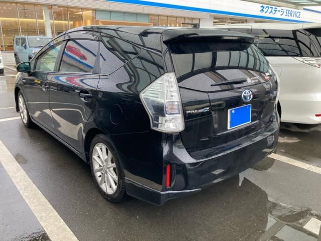PRIUS Alpha