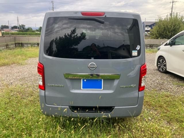 CARAVAN van 2WD