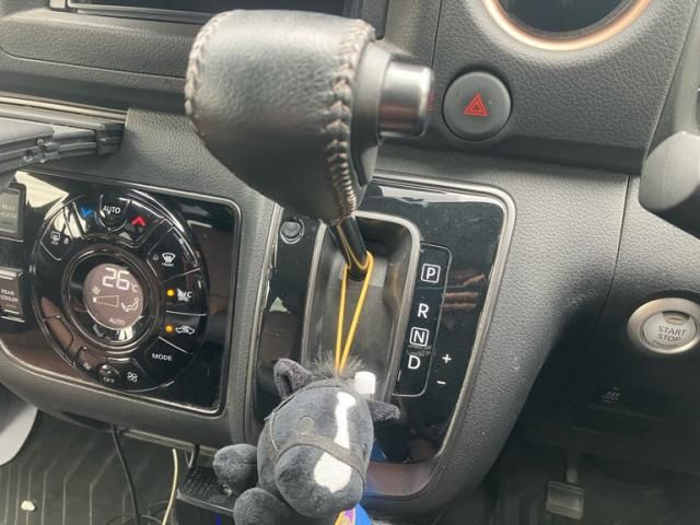 CARAVAN van 2WD