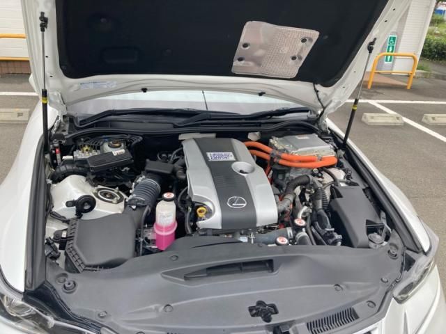 LEXUS IS300h