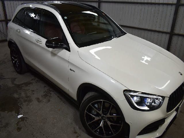MERCEDES AMG GLCclass