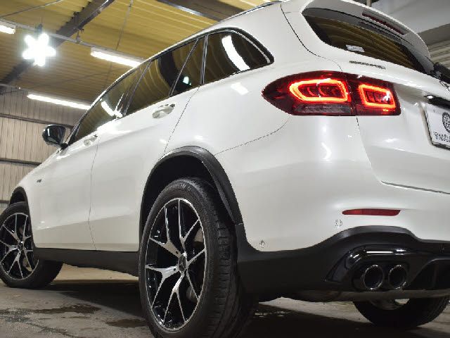 MERCEDES AMG GLCclass