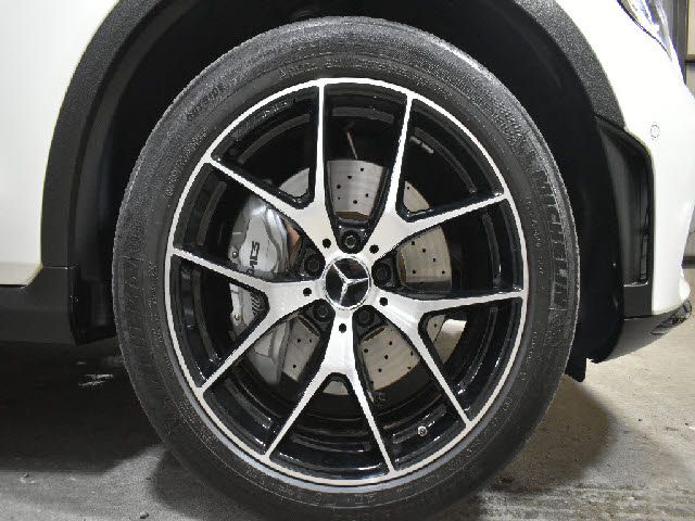 MERCEDES AMG GLCclass