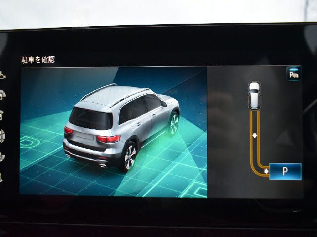 MERCEDES BENZ GLB