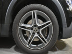 MERCEDES BENZ GLB
