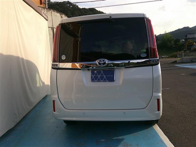 NOAH 4WD