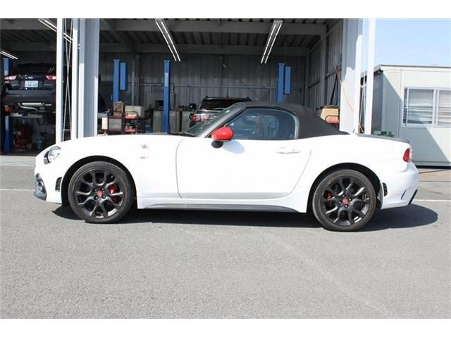 ABARTH 124 SPIDER