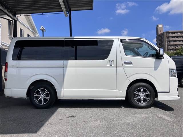 HIACE van 4WD