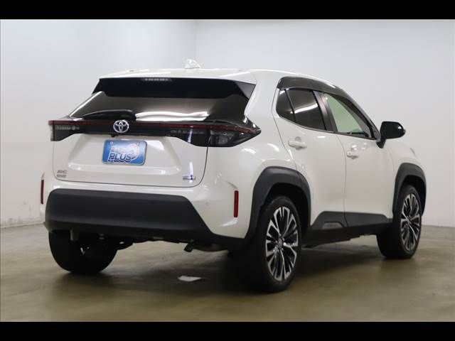YARIS CROSS HYBRID