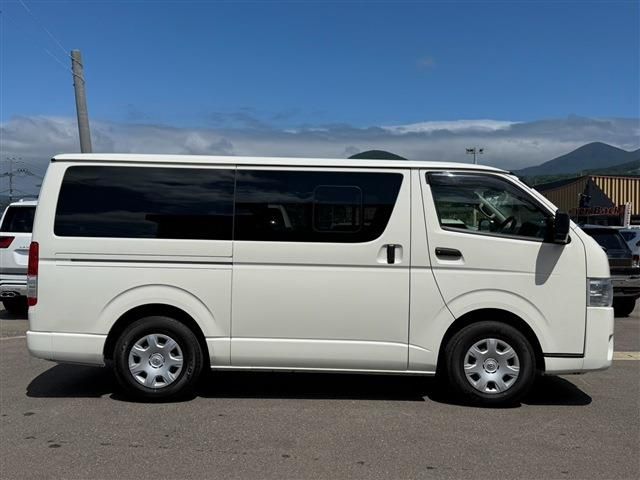HIACE van 2WD