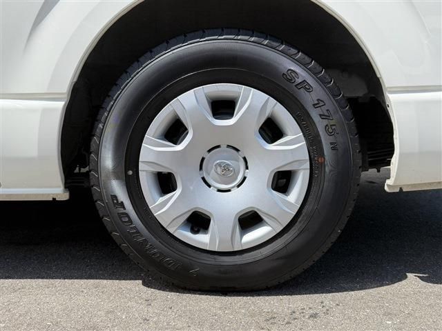 HIACE van 2WD