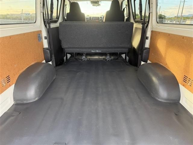 HIACE van 2WD