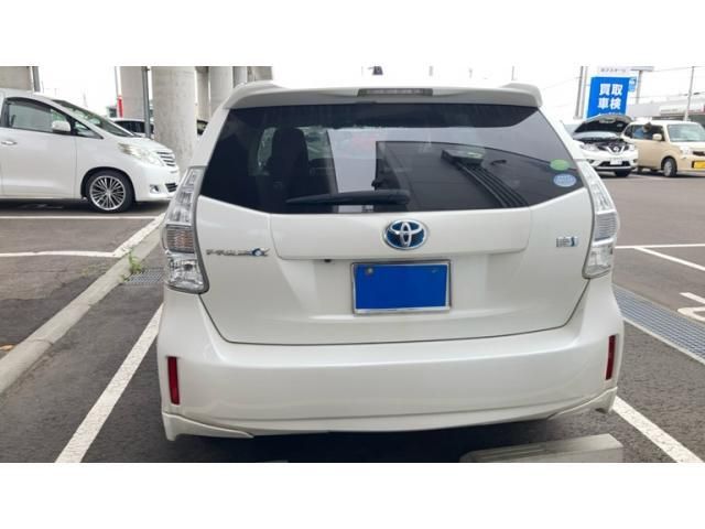 PRIUS Alpha