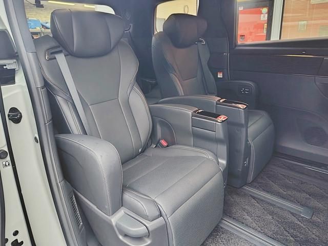ALPHARD hybrid 4WD