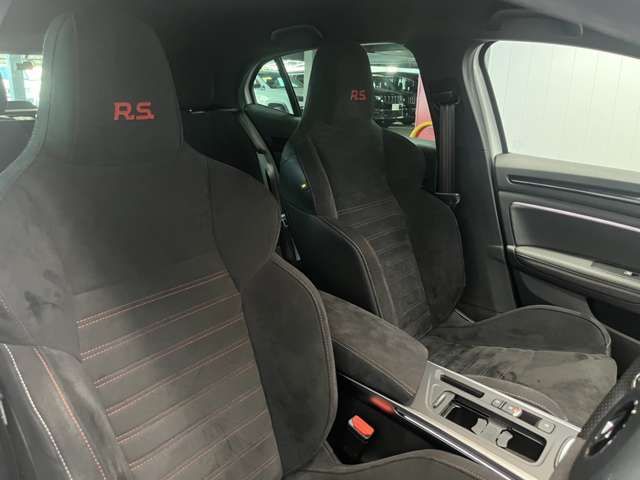 RENAULT MEGANE hatchback
