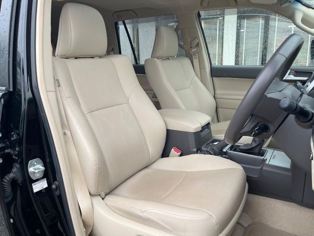 LANDCRUISER PRADO