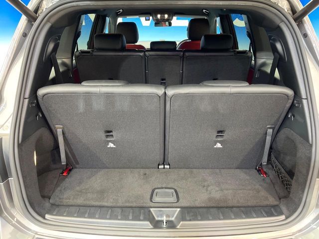 MERCEDES BENZ GLB