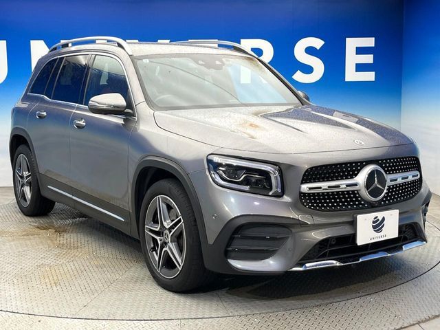 MERCEDES BENZ GLB