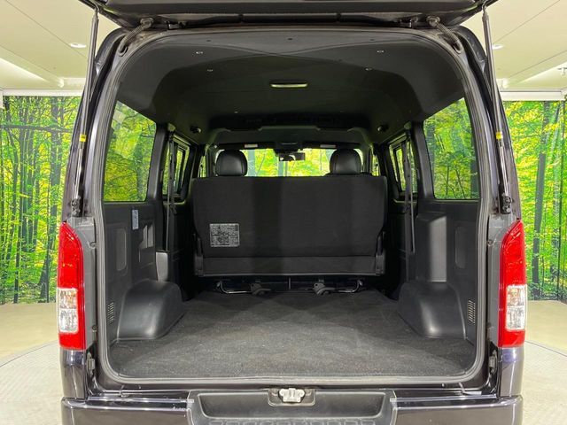 HIACE van 2WD