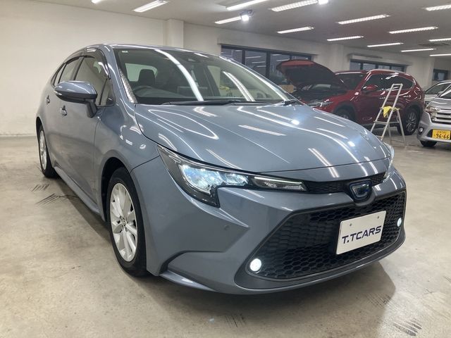 COROLLA sedan HYBRID 4WD