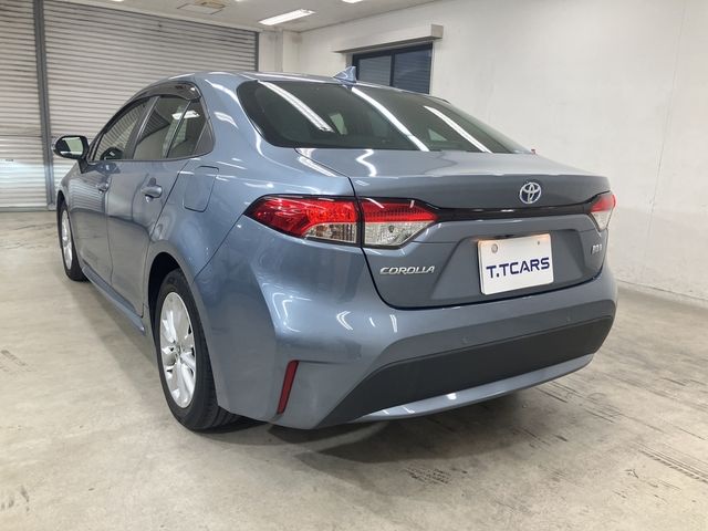 COROLLA sedan HYBRID 4WD
