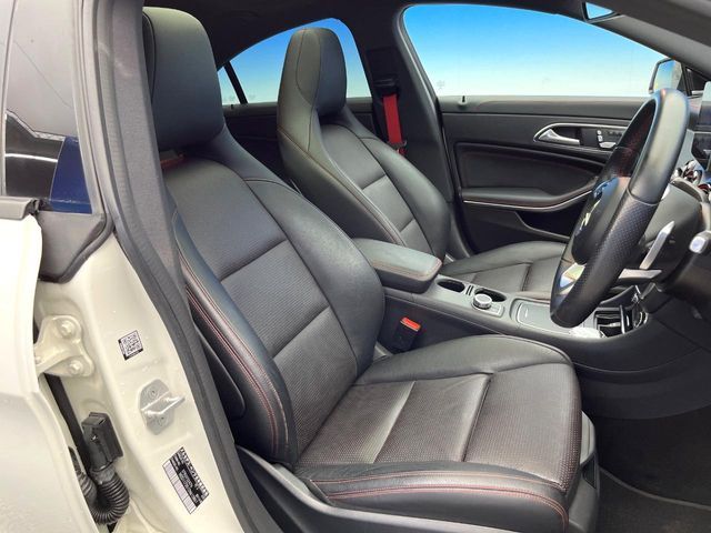 MERCEDES BENZ CLA class