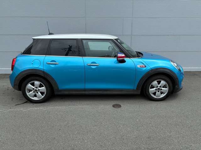 MINI COOPER D 5DOOR