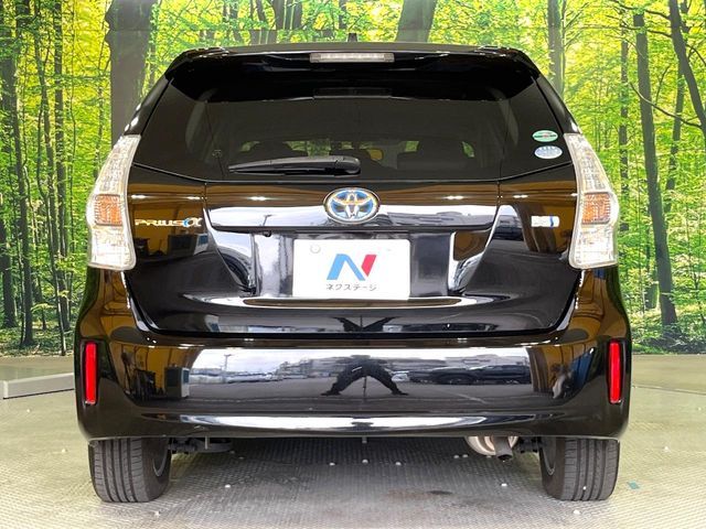 PRIUS Alpha