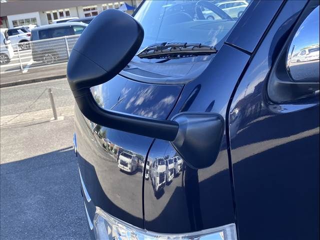 HIACE van 2WD