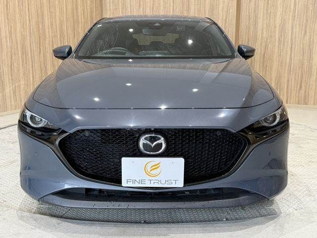 MAZDA3 FASTBACK