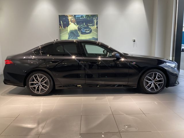 BMW 5series sedan