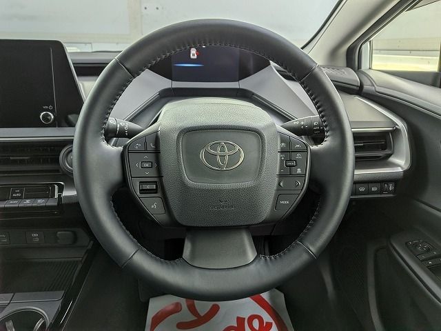 PRIUS 4WD