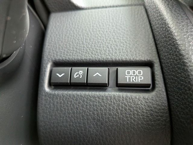 PRIUS 4WD