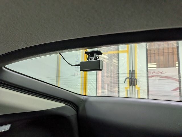 PRIUS 4WD