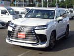 LEXUS LX600