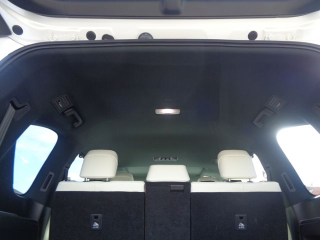 LEXUS LX600