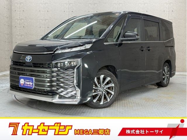 VOXY HYBRID