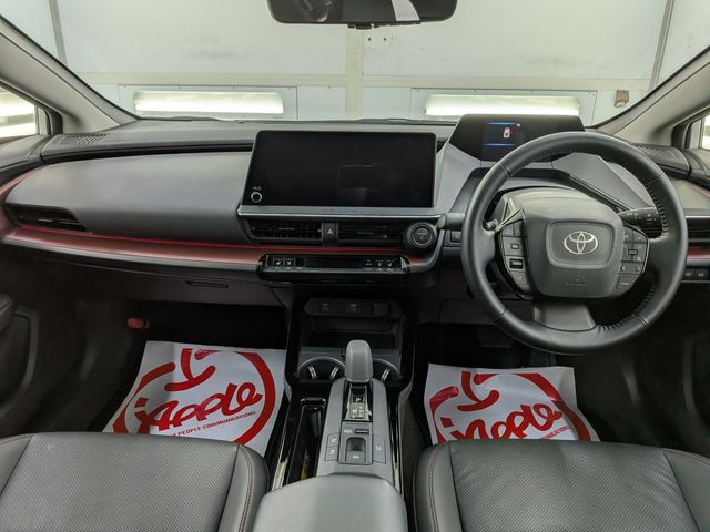PRIUS 4WD