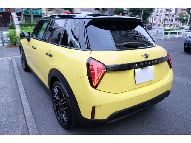 MINI COOPER 5DOOR