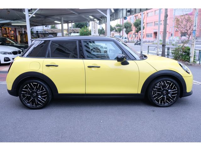 MINI COOPER 5DOOR