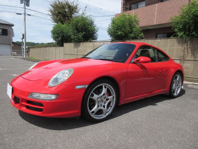 PORSCHE 911
