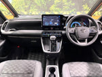 VOXY HYBRID